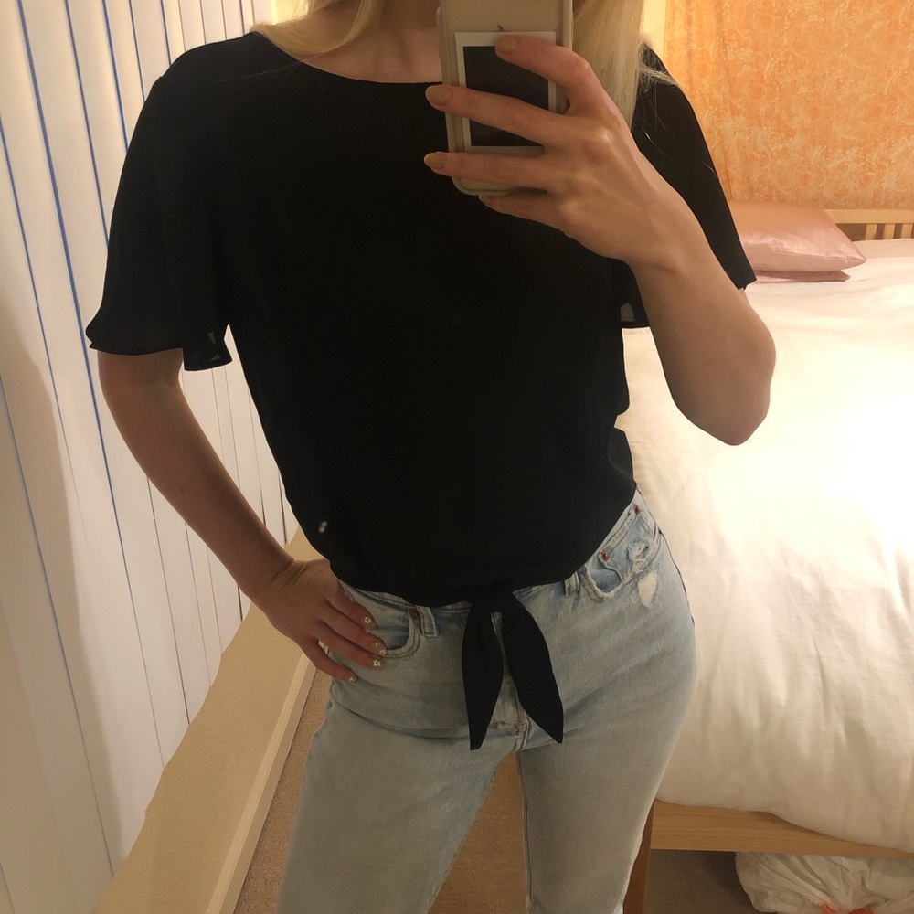 Black blouse with tie